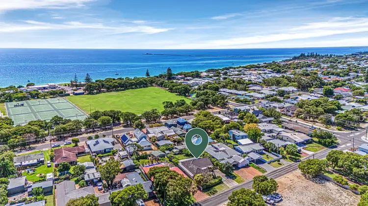 45 Reynolds Street, West Busselton WA 6280