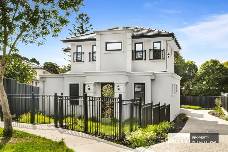 1&2/44 Delmore Crescent, Glen Waverley VIC 3150