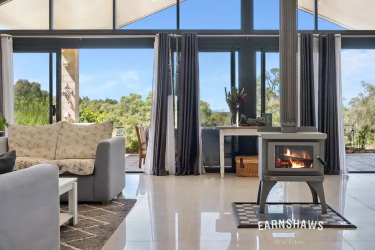 539 Dinsdale Road, Wooroloo WA 6558