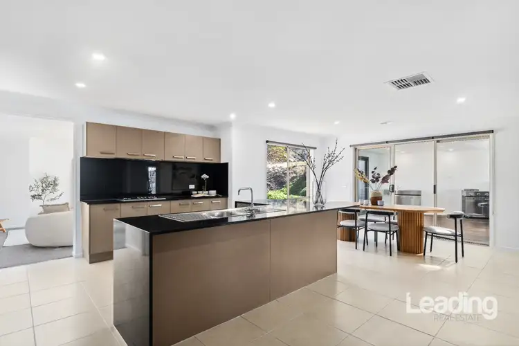 Sixth view of Homely house listing, 11 Emma Court, Sunbury VIC 3429