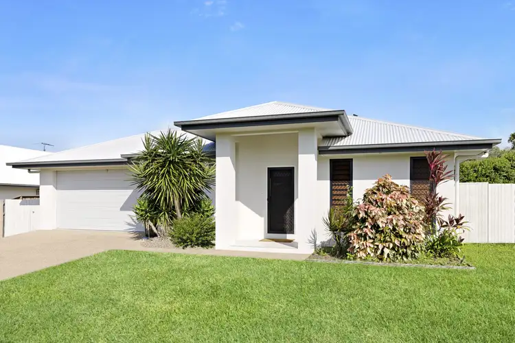 59 Hillock Crescent