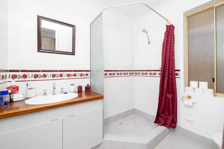 Seventh view of Homely house listing, 26 Guinivere Way, Camillo WA 6111