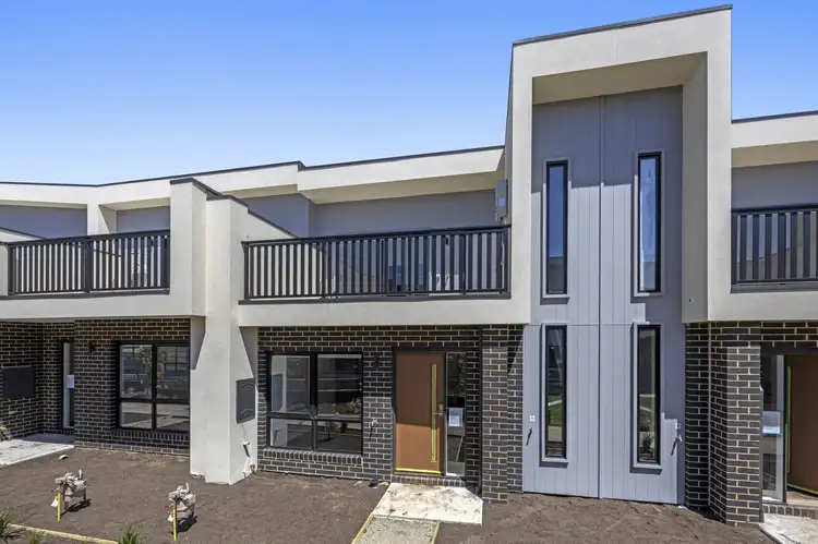 46 Myrtle Walk, Cranbourne West VIC 3977