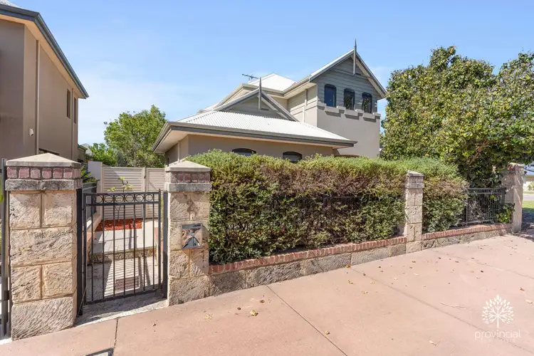 2 Parkfarm Drive, South Guildford WA 6055