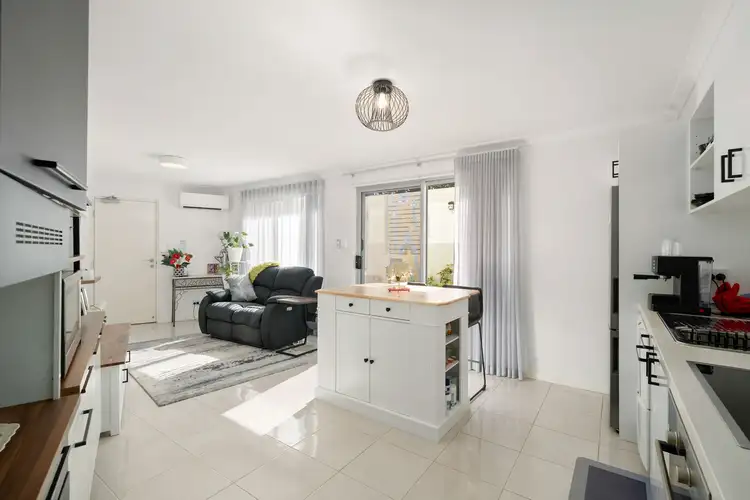 Sixth view of Homely house listing, 4/26 Westralia Gardens, Rockingham WA 6168