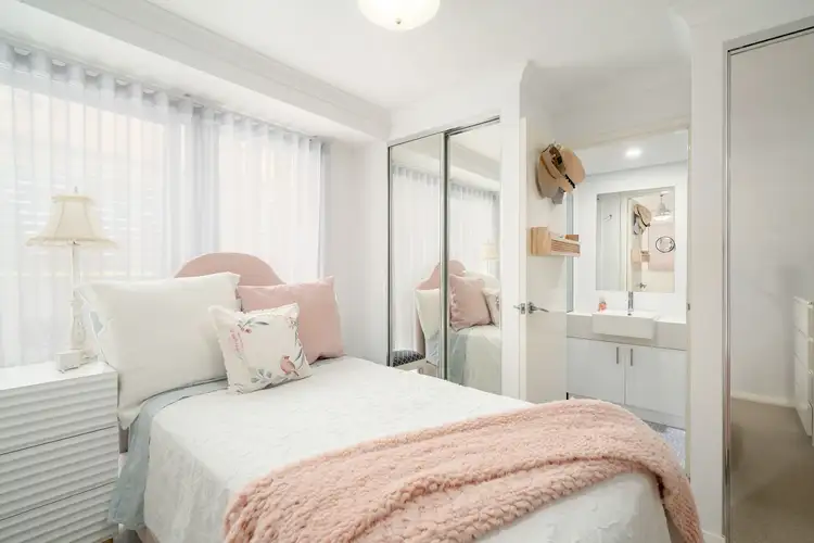 Seventh view of Homely house listing, 4/26 Westralia Gardens, Rockingham WA 6168