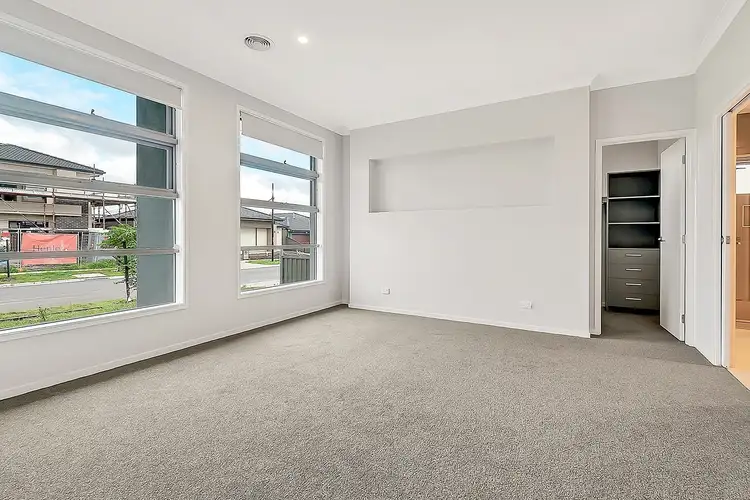 Third view of Homely house listing, 7 Durant Circuit, Kalkallo VIC 3064