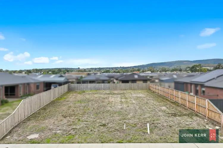 29 Arapiles Drive, Moe VIC 3825