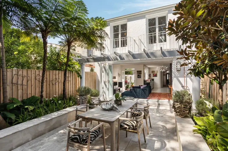 95 Mill Hill Road, Bondi Junction NSW 2022