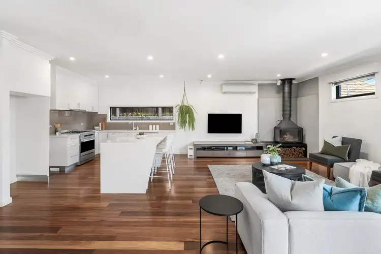 1B Cheverton Road, Lower Plenty VIC 3093