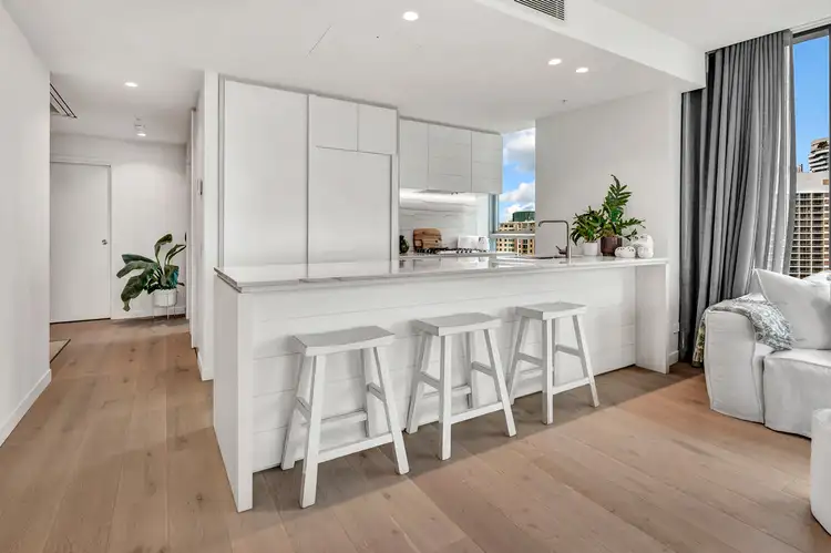 Third view of Homely unit listing, 1701/12 Philip Avenue, Broadbeach QLD 4218