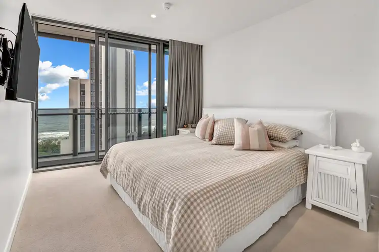 Sixth view of Homely unit listing, 1701/12 Philip Avenue, Broadbeach QLD 4218