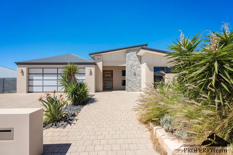 8 Shamrock Street, Wandina WA 6530