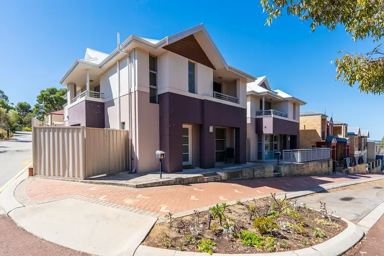 8A Wesley Rise, Joondalup WA 6027
