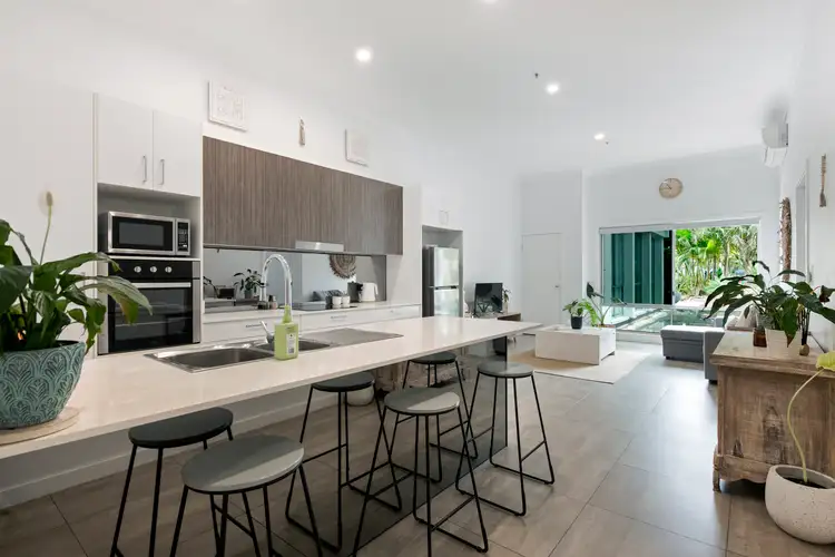 4/3422 Surfers Paradise Boulevard, Surfers Paradise QLD 4217