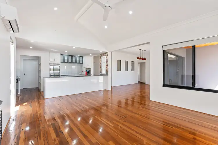 Fourth view of Homely house listing, 17 Peregrine Circle, Beeliar WA 6164