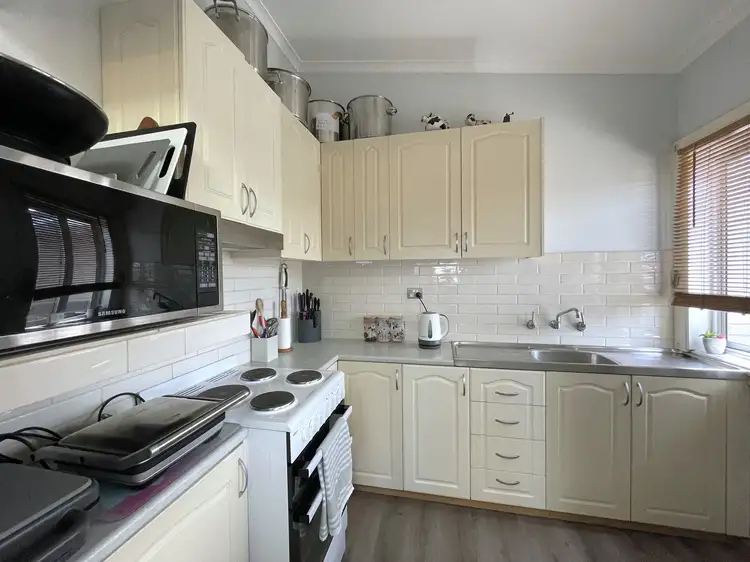Fifth view of Homely house listing, 17 Francis Avenue, Gundagai NSW 2722