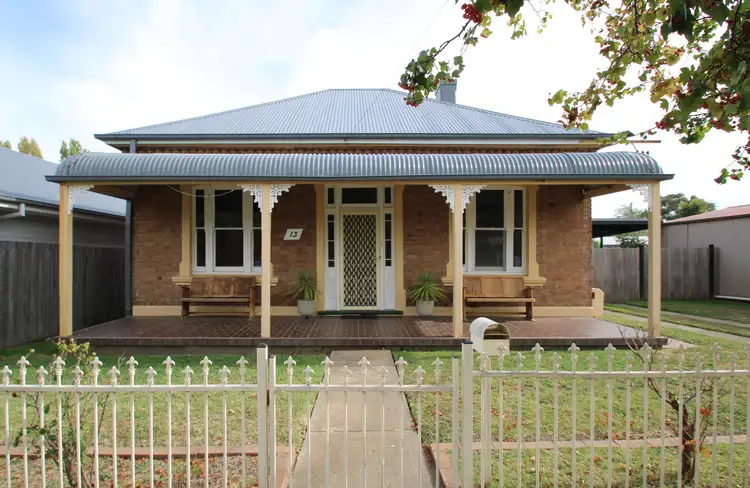 13 Icely Road, Orange NSW 2800