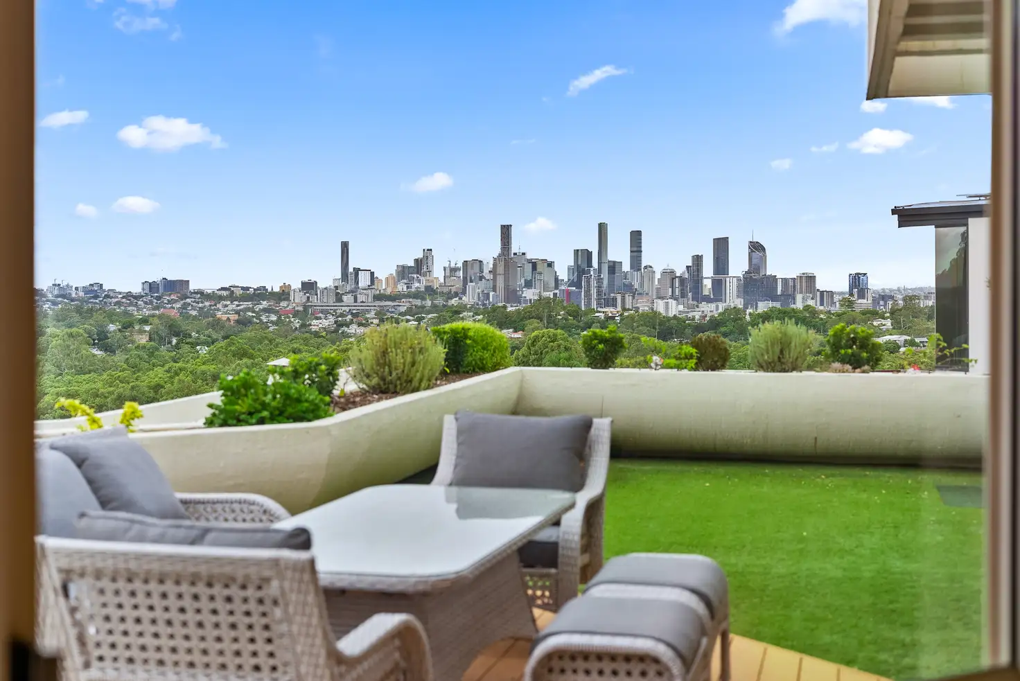 Main view of Homely apartment listing, 27/32 Tipuana Place, Bardon QLD 4065