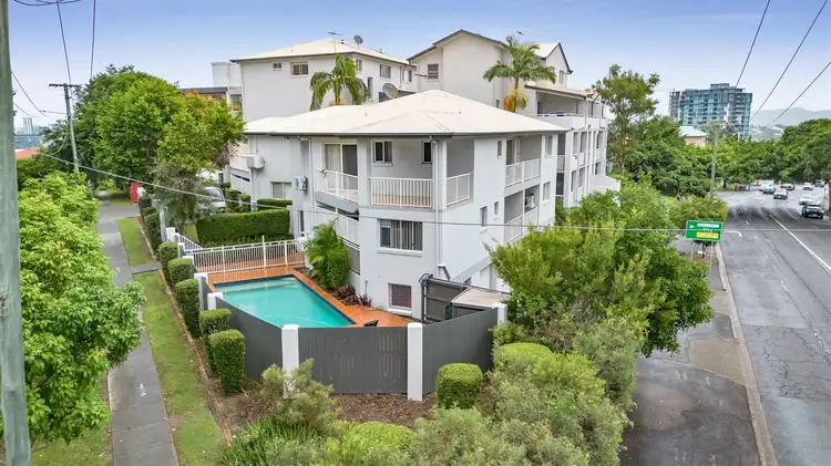 Main view of Homely unit listing, 18/5 Whytecliffe Street, Albion QLD 4010