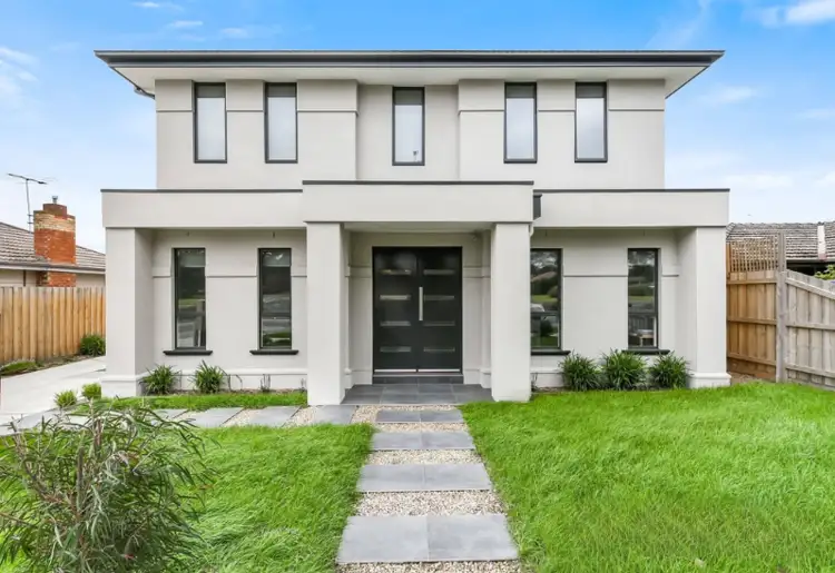 1/81 Sladen Street, Cranbourne VIC 3977