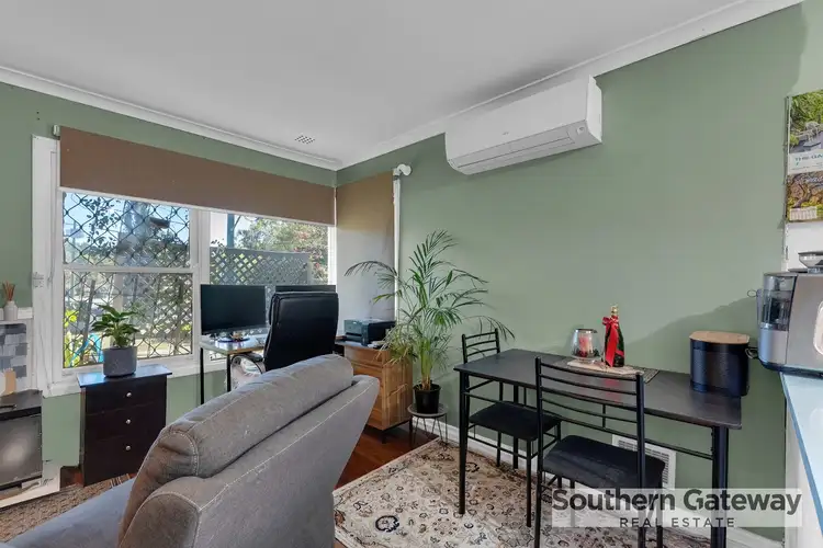 Fourth view of Homely house listing, 19 Langridge Crescent, Orelia WA 6167