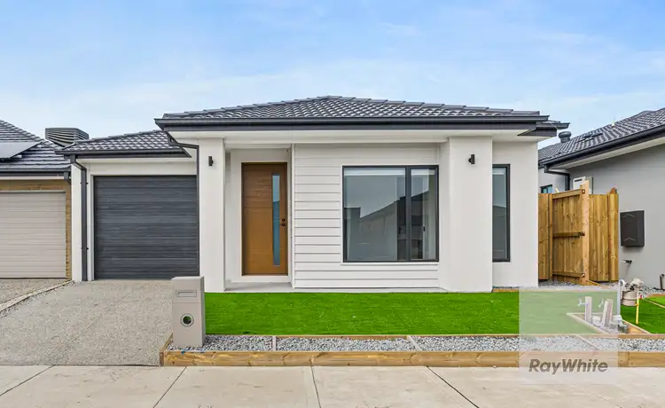 27 Petersfield Way