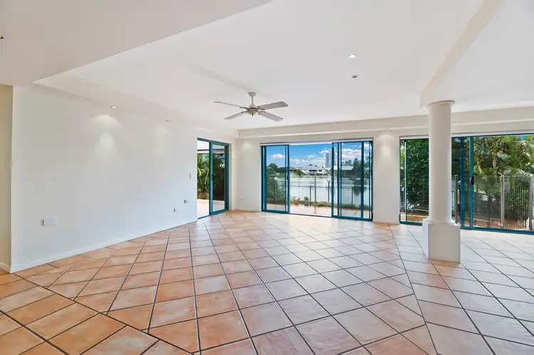 6 Cadence Avenue