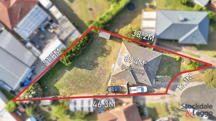 8 Thomson Avenue, Laverton VIC 3028