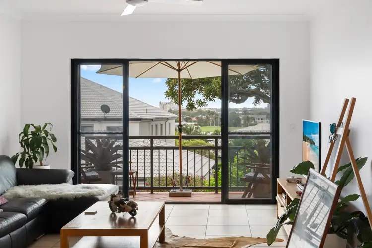 109/85 Palm Meadows Drive, Carrara QLD 4211