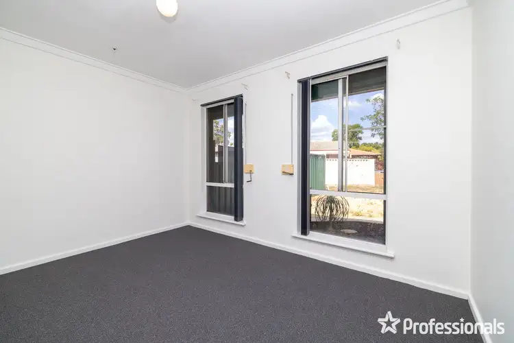 Fifth view of Homely semi-detached listing, 23 Walcha Way, Armadale WA 6112