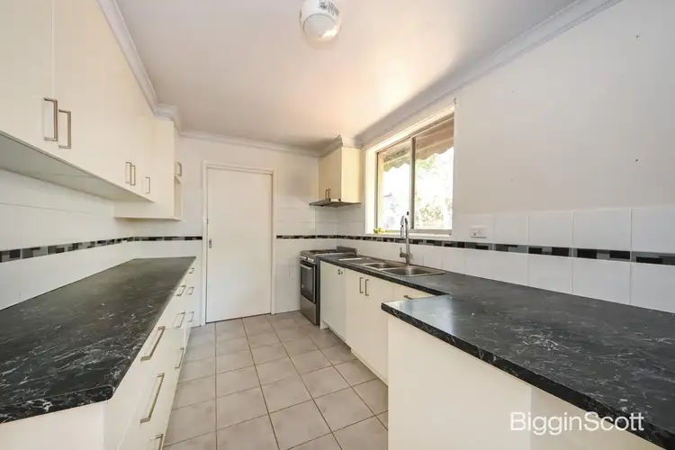 Fifth view of Homely house listing, 4 Karla Court, Notting Hill VIC 3168