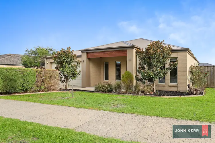 2 Discovery Boulevard, Moe VIC 3825