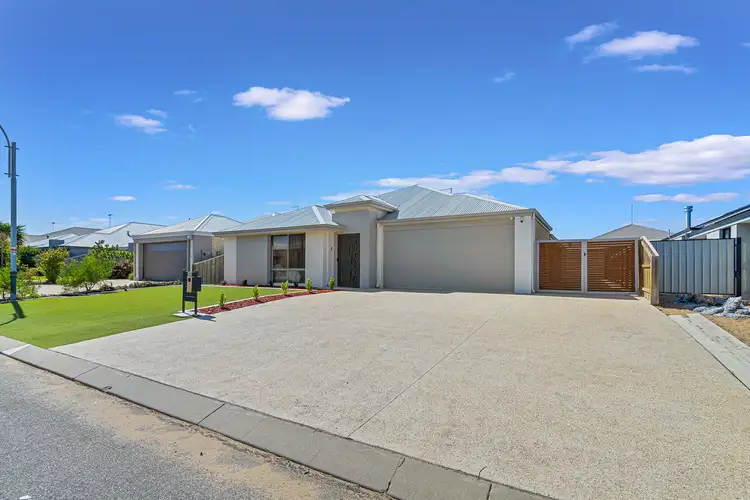 289 Peelwood Parade, Halls Head WA 6210