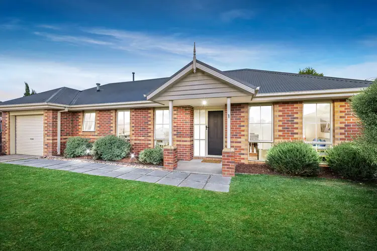 1/13 Maple Street, Bayswater VIC 3153