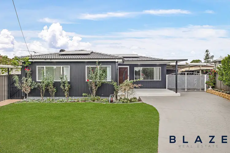 12 Snowdon Crescent