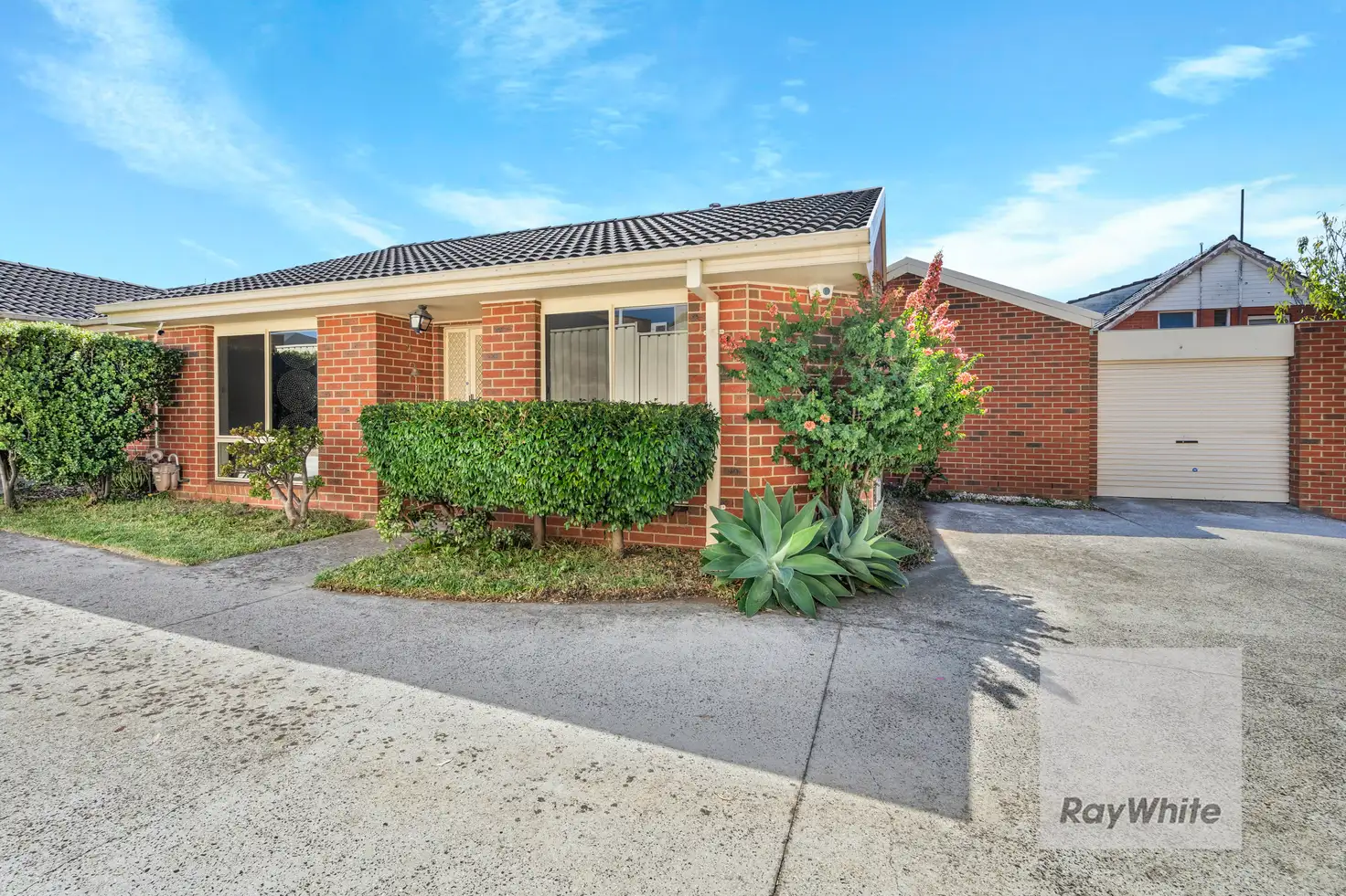 Main view of Homely unit listing, 2/7 Plenty Road, Bundoora VIC 3083