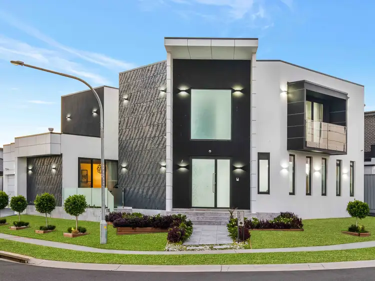 120 Rosedale Circuit, Carnes Hill NSW 2171