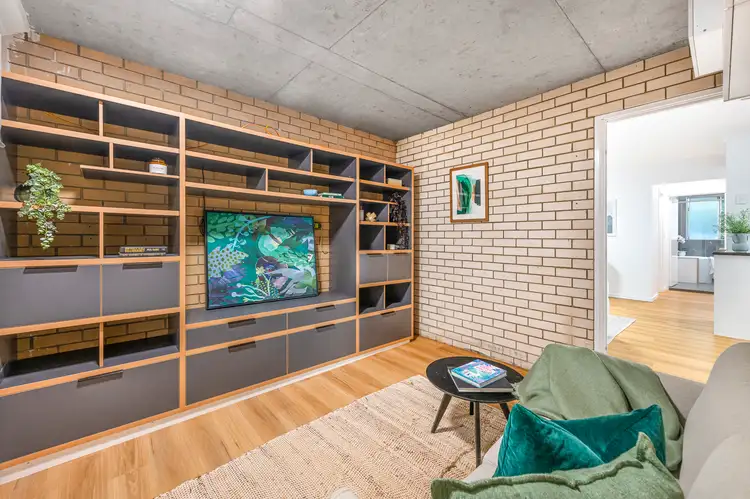 Sixth view of Homely unit listing, 2/22 Wooloowin Avenue, Wooloowin QLD 4030