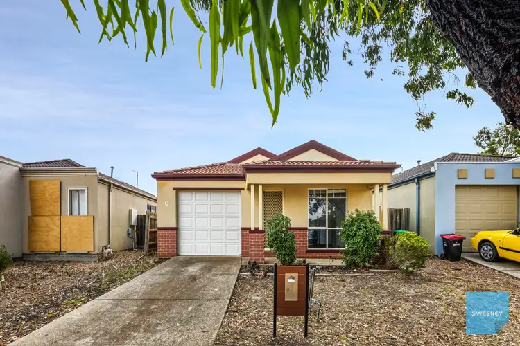6 Gunsynd Mews, Kurunjang VIC 3337