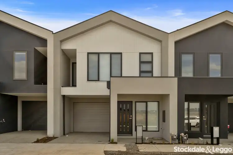 102 Farm Crescent, Donnybrook VIC 3064