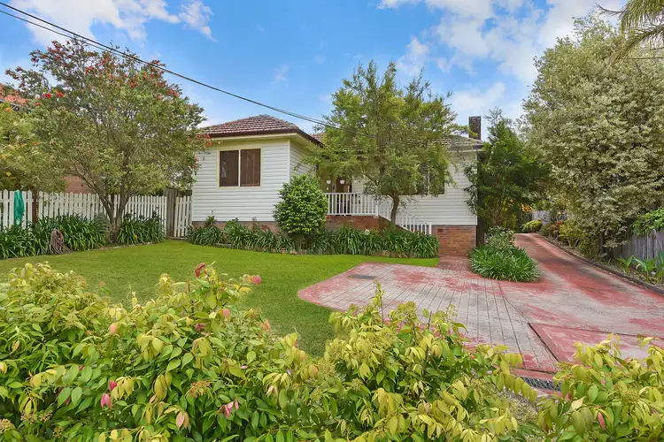 Main view of Homely house listing, 30 Oakleigh Avenue, Thornleigh NSW 2120