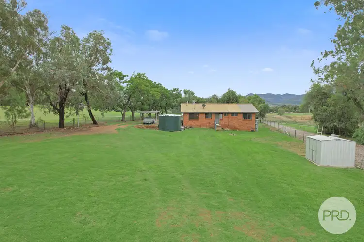 Sixth view of Homely house listing, 33 Dunoon Road, Tamworth NSW 2340