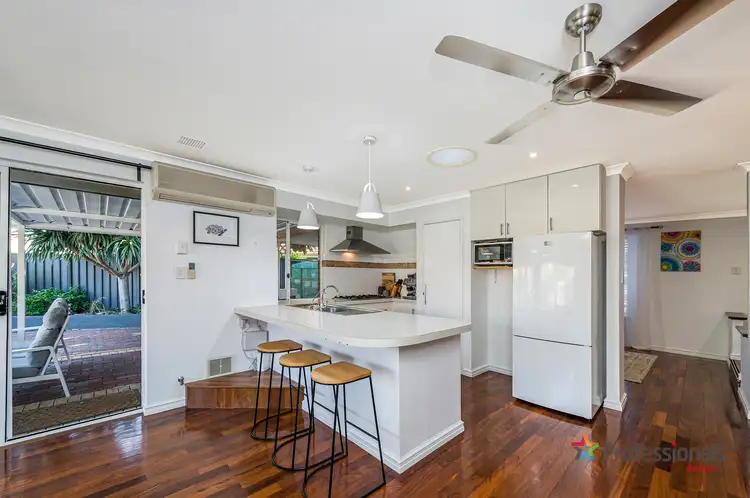 Sixth view of Homely house listing, 8 Dunton Place, Redcliffe WA 6104