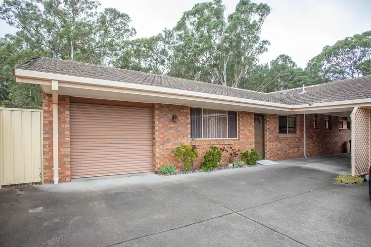 2/54 Kurrajong Crescent