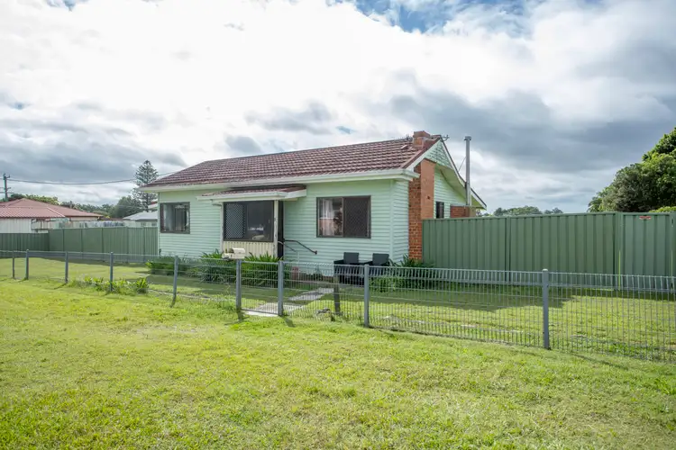 9 Boomerang Street, Taree NSW 2430