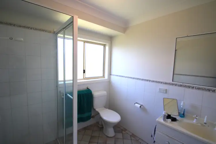 Fifth view of Homely house listing, 2/1 Bowyer Place, Orange NSW 2800