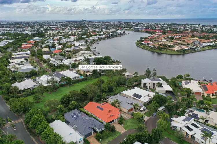 3 Majorca Place, Kawana Island QLD 4575