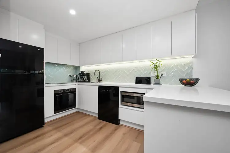 Second view of Homely townhouse listing, 5/16 New Orleans Crescent, Maroubra NSW 2035