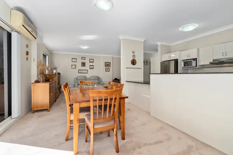 Fifth view of Homely apartment listing, 21/8-10 Browne Parade, Warwick Farm NSW 2170